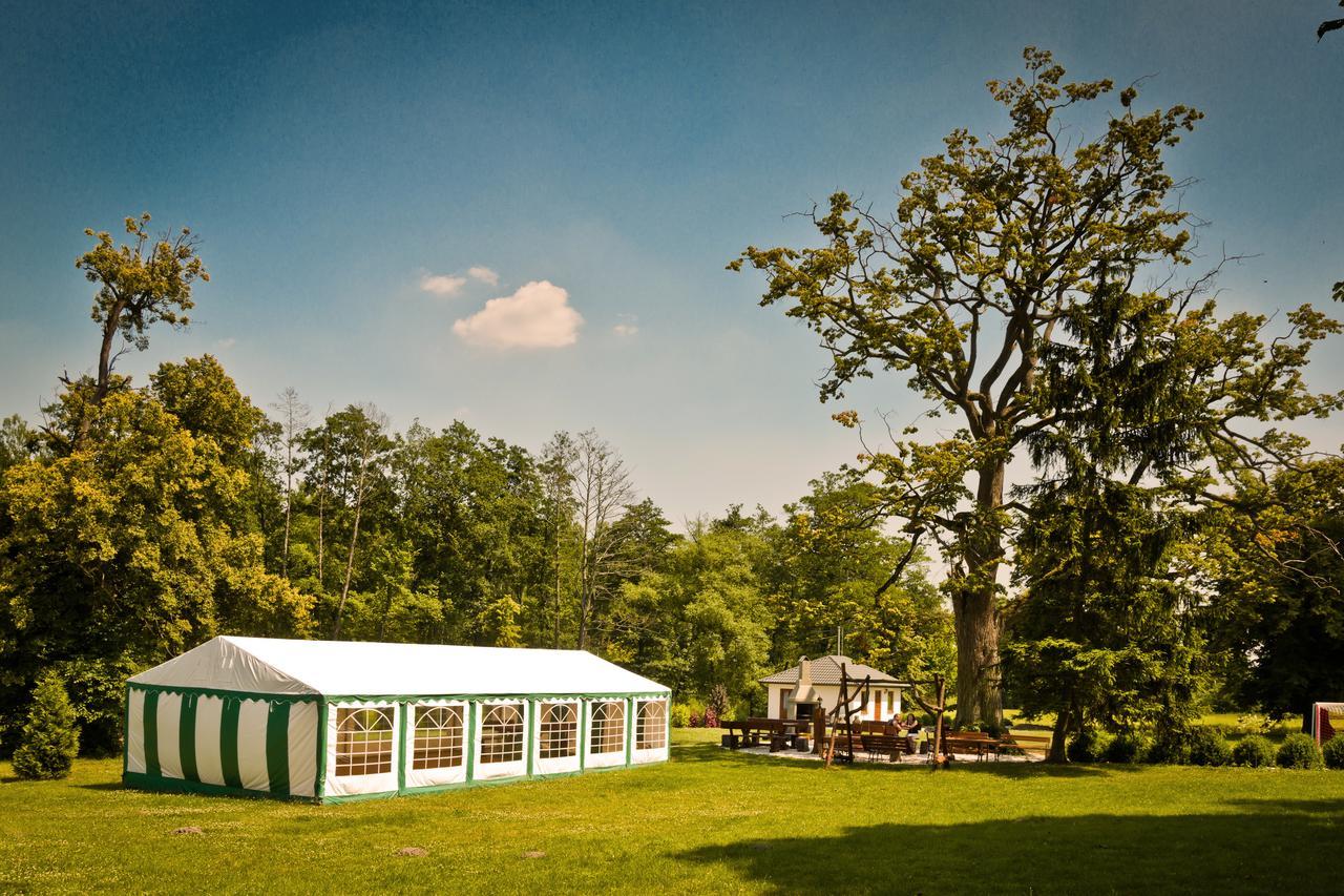 Agropark - Dworek Pod Lipa Sobków Екстериор снимка