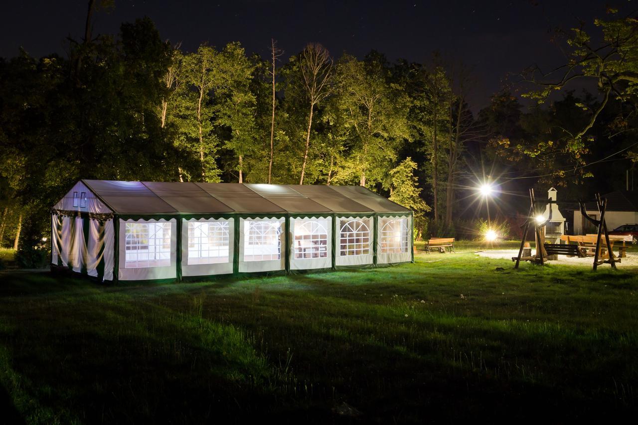 Agropark - Dworek Pod Lipa Sobków Екстериор снимка